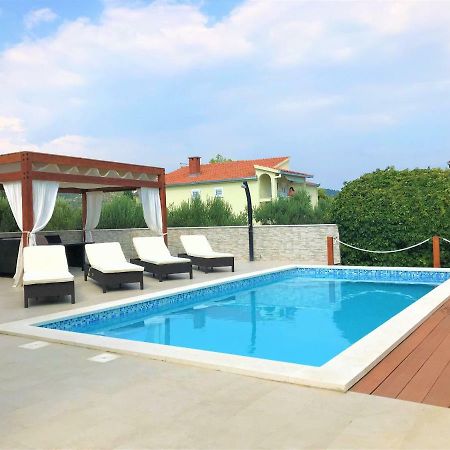 Holiday Home Marina セヴィド エクステリア 写真
