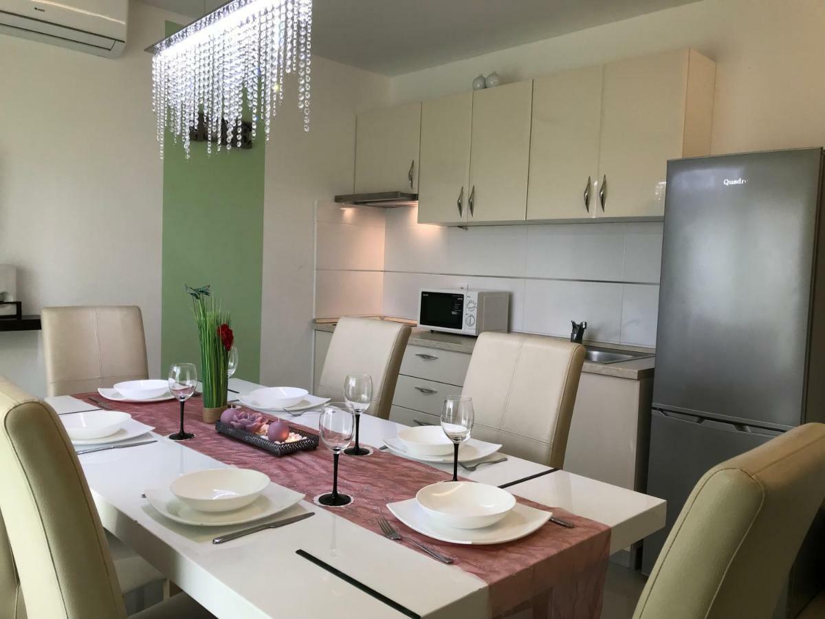 Holiday Home Marina セヴィド エクステリア 写真