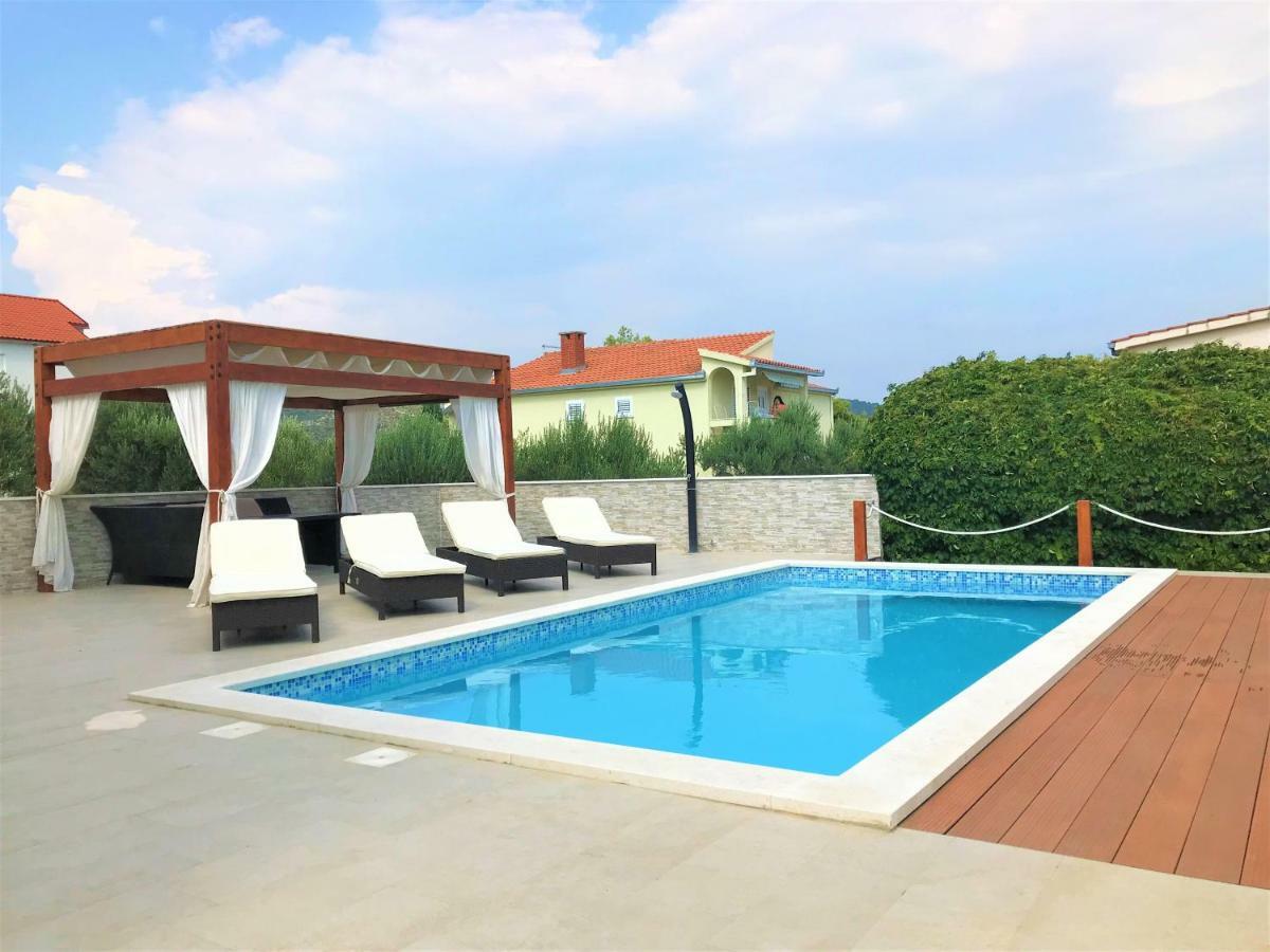Holiday Home Marina セヴィド エクステリア 写真