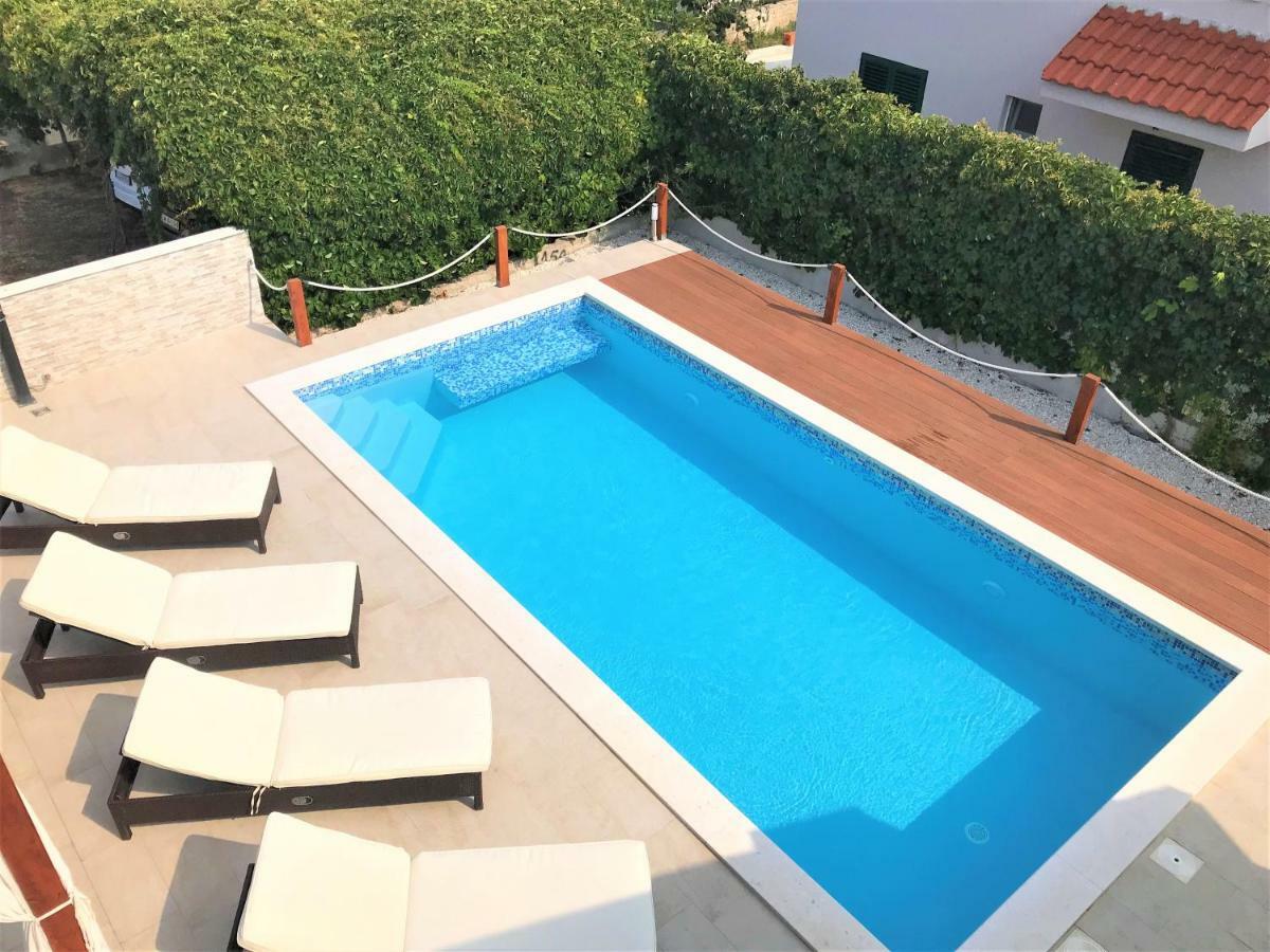 Holiday Home Marina セヴィド エクステリア 写真